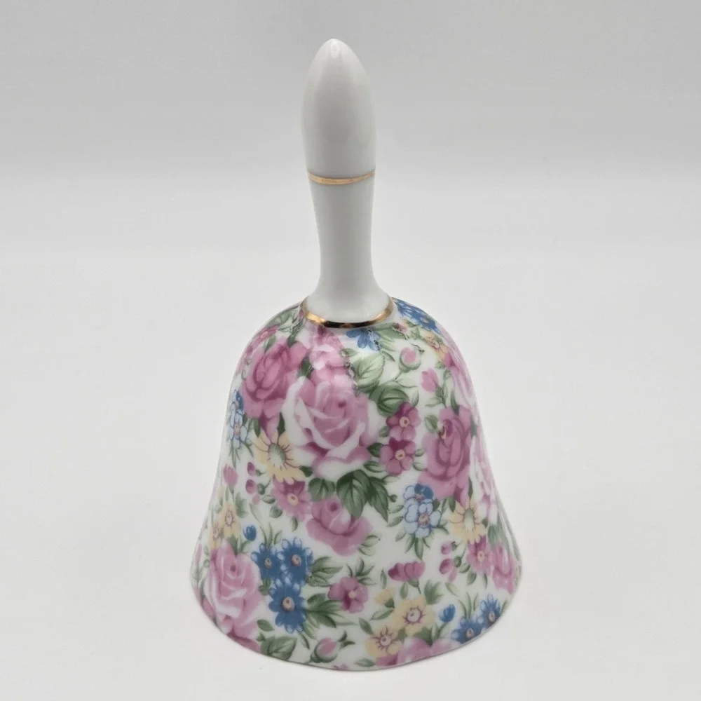 Vintage Laura Chintz Floral Dinner/Teatime Bell England‎ Cottagecore Shabbychic